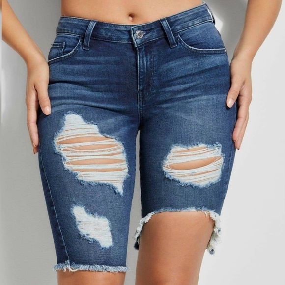 NEW GUESS Destroyed Denim Bermuda Shorts - Picture 1 of 8